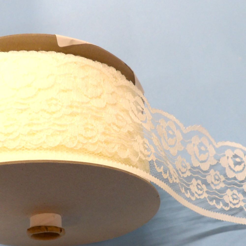50 Metre Reel Of Rose Design Ivory Lace 75mm / 3 inch Wide Clearance