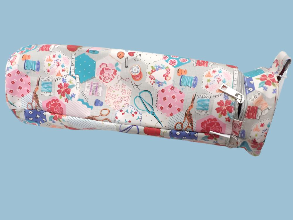 Knitting Pin Holder Notions Design water PVC proof type fabric for kitting needles and wool with zip at one end size 40cm x 14cm
