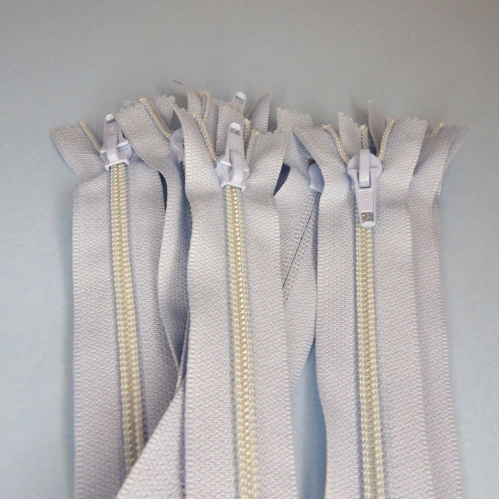 10 Thick Teeth Nylon Light Blue Closed End Zip Size 16.5cm / 6.5 inch clearance