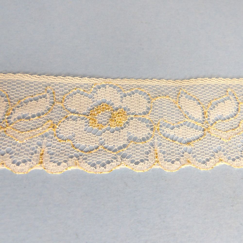 10 Metres Of Ivory Floral Lace With Metallic Gold 35mm Wide Clearance Loose In A Bag