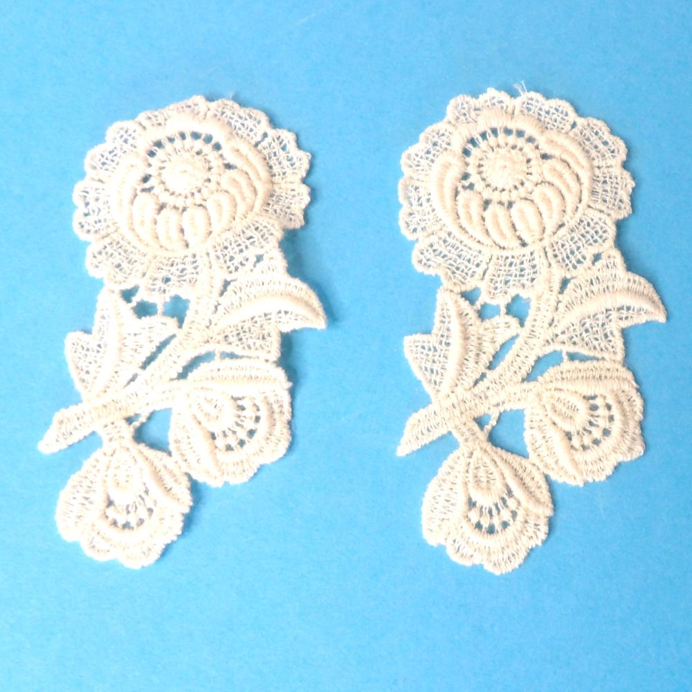 20 Cream Guipure Lace Flower Sew On Motifs Size 100mm x 55mm Clearance