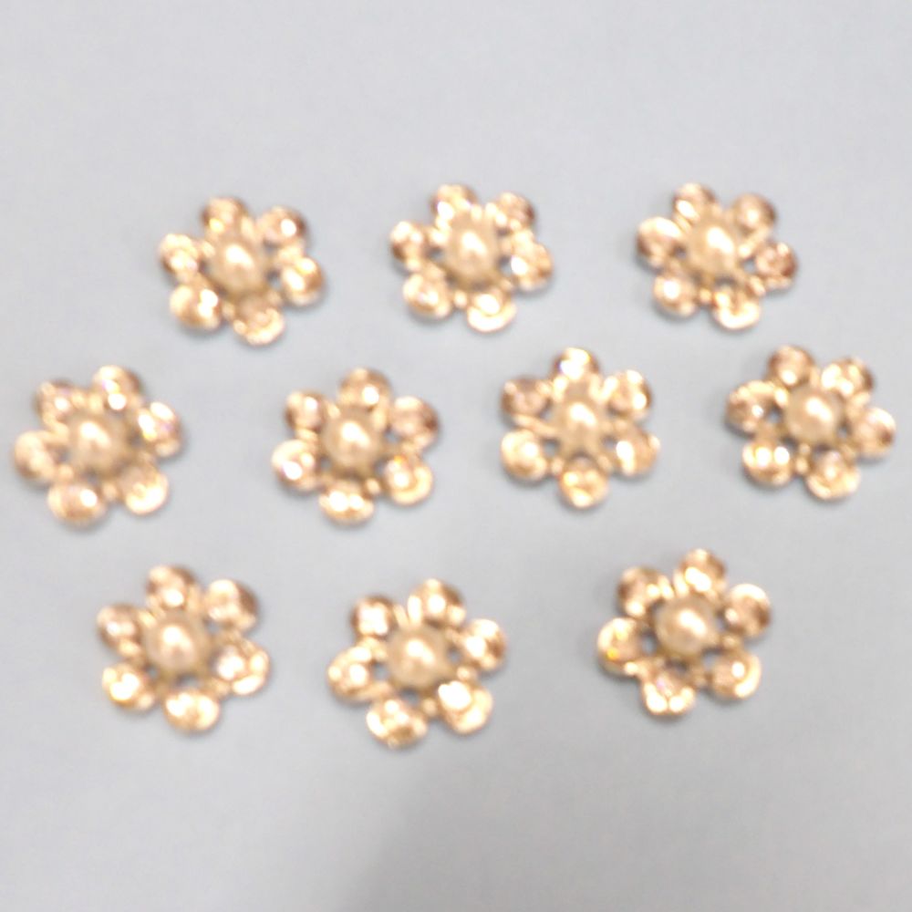 10 flower shape with sparkly diamantes and pearl centre flat back size 20mm clearance