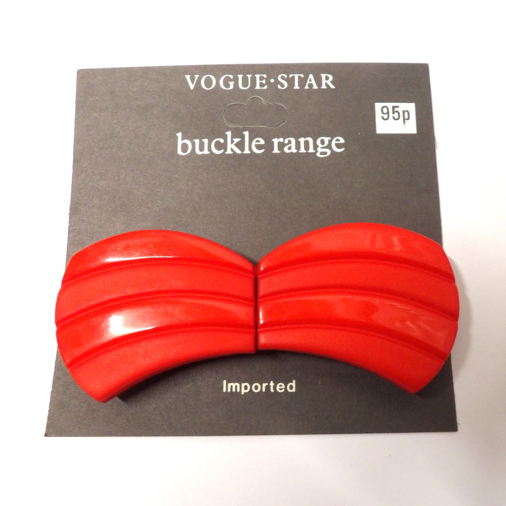 Large clasp type red plastic buckle Vogue Star Brand size 35mm x 90mm clearance