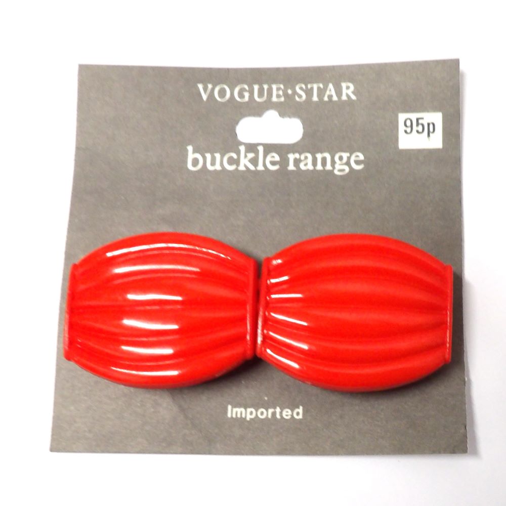 Large clasp type red plastic buckle Vogue Star Brand size 35mm x 82mm clearance