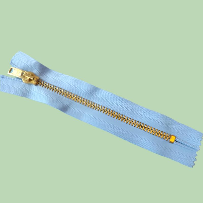 10 Jeans Type Zips Light Blue with gold colour Metal Teeth size 14 cm / 5.5 inch clearance