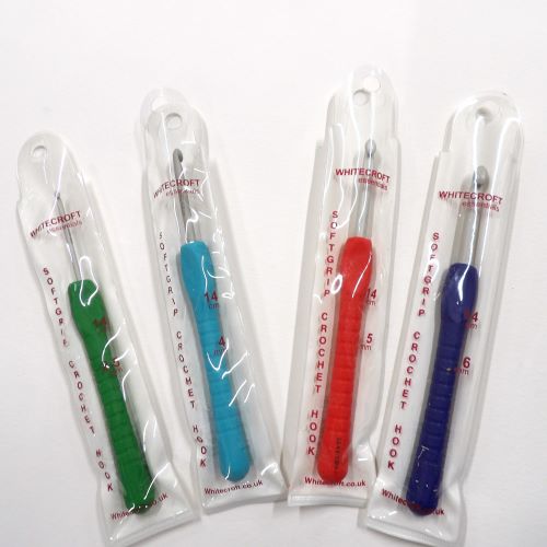 Soft Grip crochet hooks choice of size Whitecroft Brand