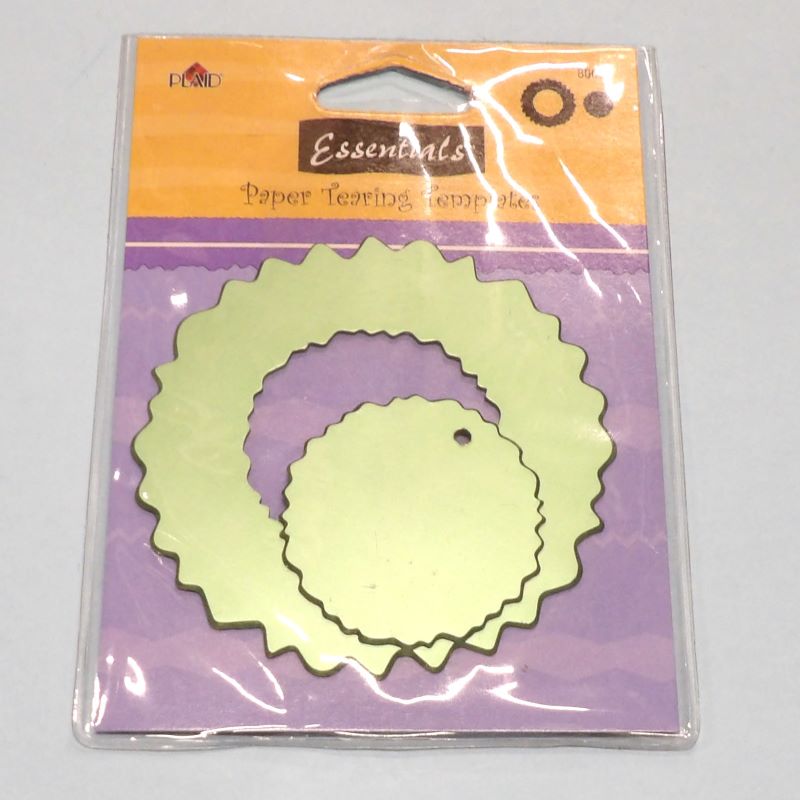 One card of a Plaid Essentials Paper Tearing Aluminium Template - round shape size 88mm and 50mm