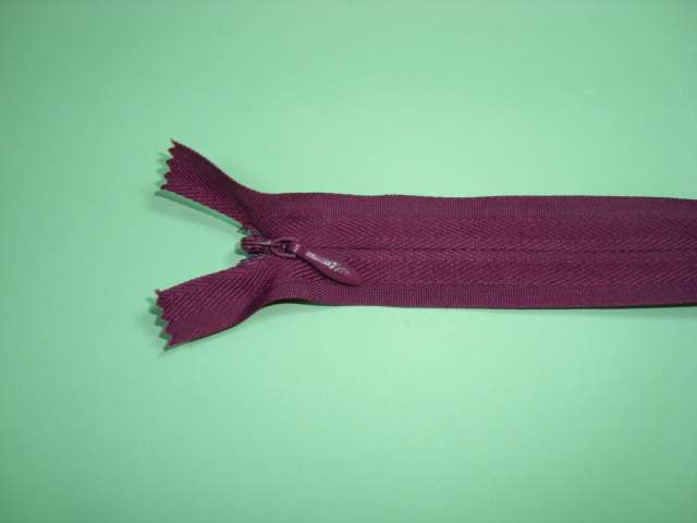 10 Invisible Concealed zips size 18cm / 7 inch choice of colour