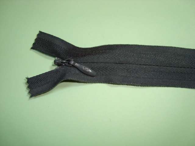 10 Invisible Concealed zips 20cm / 8 inch choice of colour