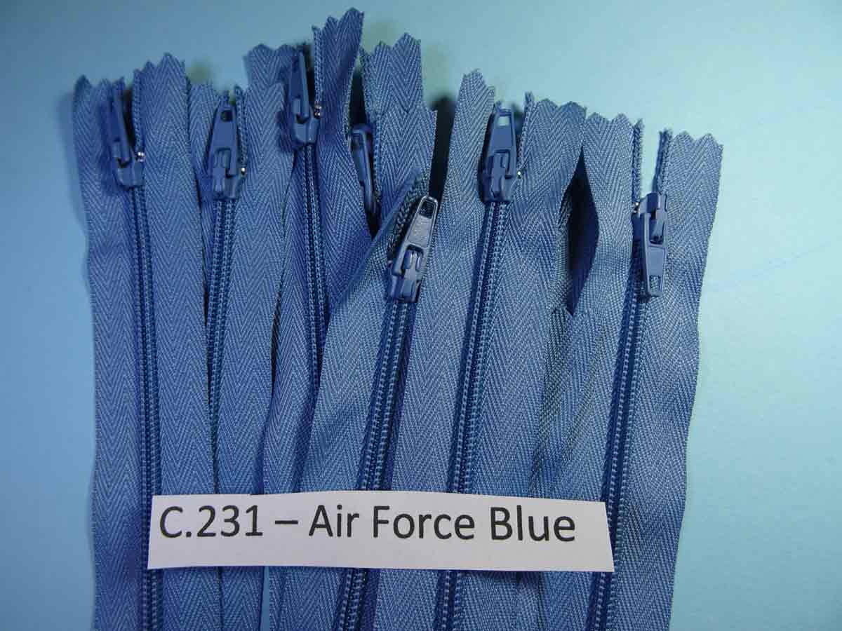 10 Closed End Zips Size 20cm / 8 inch Choice Of Colour