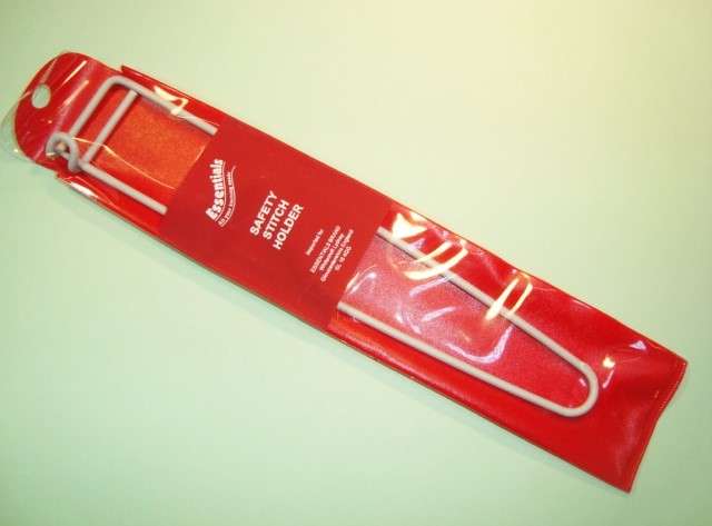 10 stitch holders choice of size Whitecroft Brand