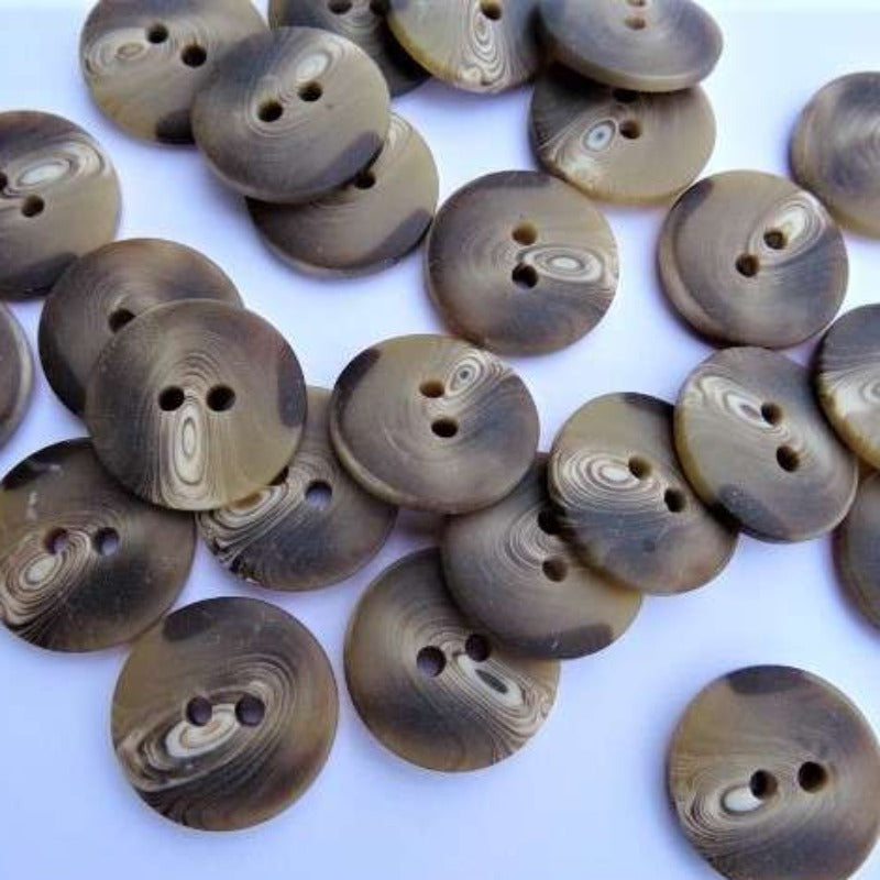 50 dark Aran type 2 hole buttons 23mm clearance