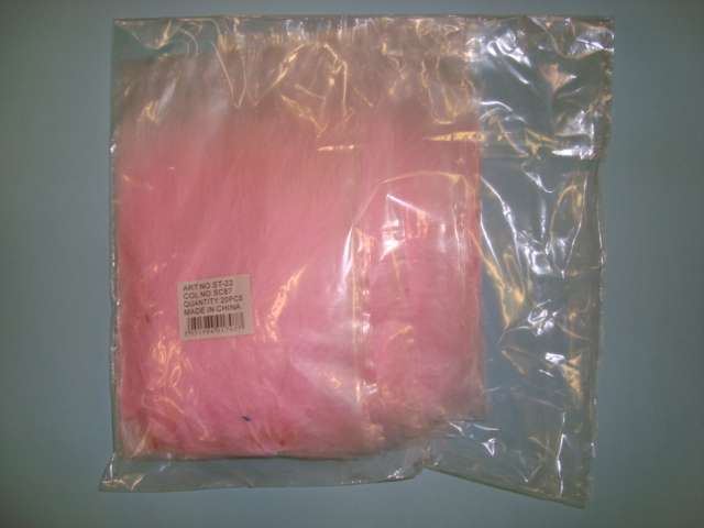 Pack of 20 small marabou feathers approximate size 13cm / 5 inch