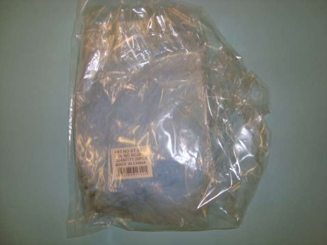 Pack of 20 small marabou feathers approximate size 13cm / 5 inch