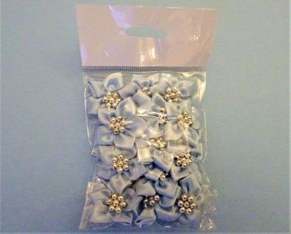 20 ribbon spike type flowers with 7 SILVER beads 35mm NEW