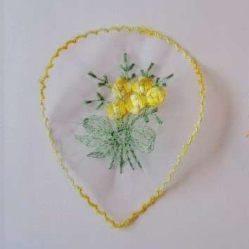 50 Lace Flower Motifs 9cm x 7cm Choice Of Colour Clearance