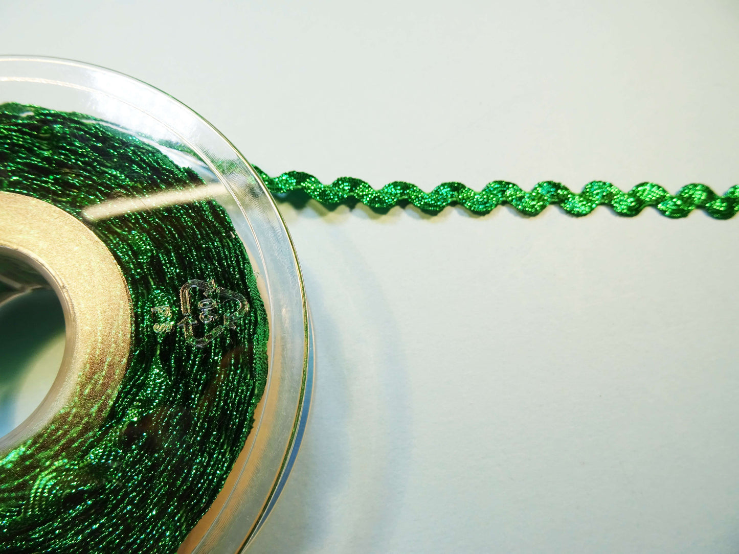 20 metre reel of Metallic JUMBO Ric Rac 13mm wide