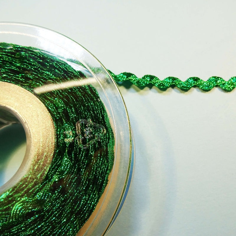20 metre reel of Metallic Ric Rac 5mm wide medium size choice of colour
