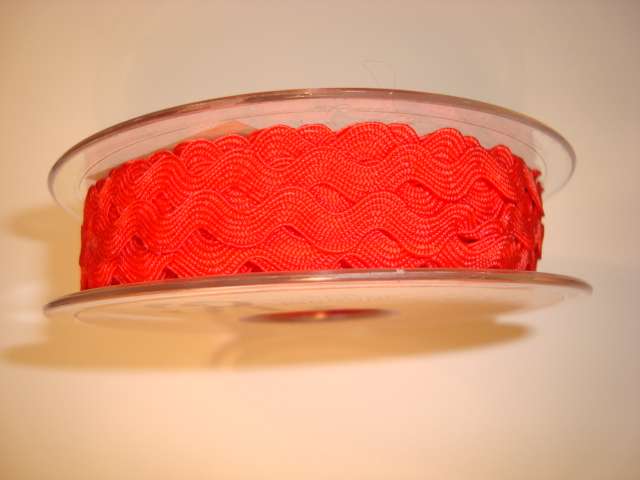 20 metre reel of Ric Rac 9mm wide choice of colour
