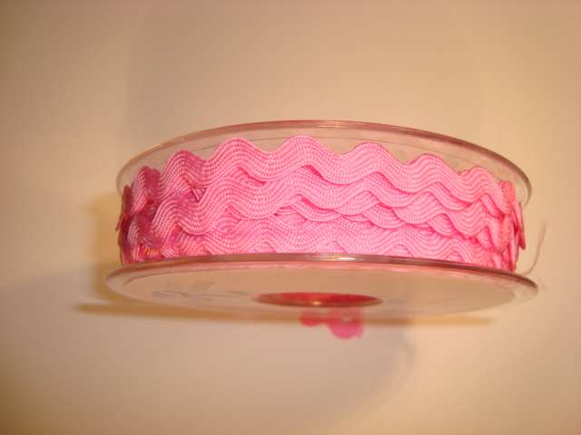 20 metre reel of Ric Rac 9mm wide choice of colour