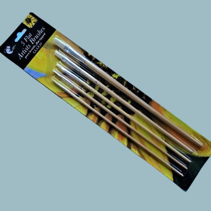 Card of 5 artists FLAT brushes with long handles