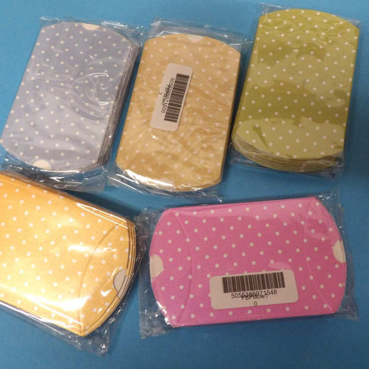 10 Small Spot Design favour / gift Pillow Pouches choice of colour flat packed size 9cm x 7cm clearance