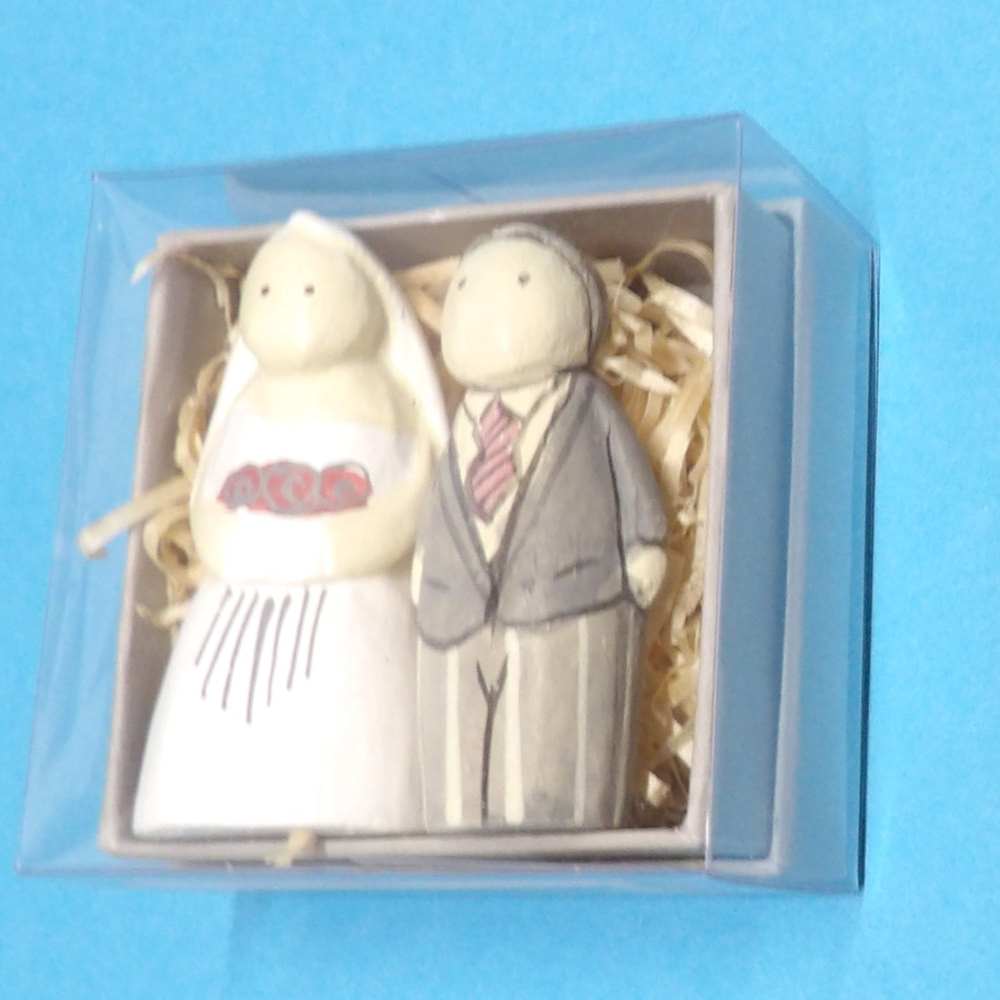 Hand Painted Bride & Groom Figures in a Box for Weddings size 6cm East of India Brand