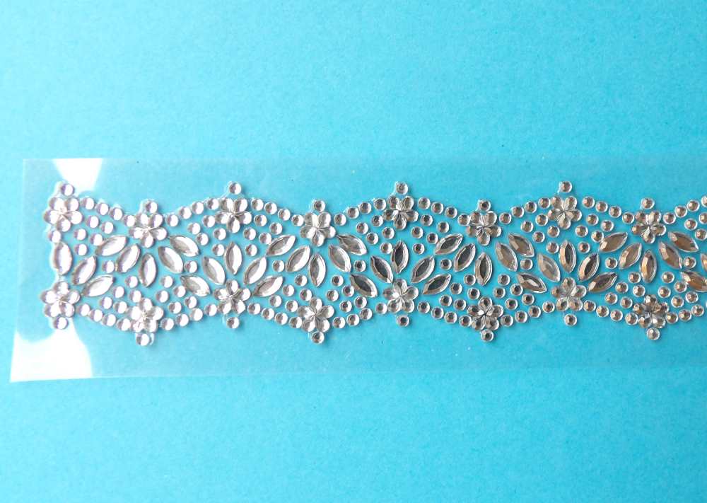 10 diamante strips of Diamante Cluster tiny flowers design Self Adhesive Sticker size 32cm x 25mm clearance