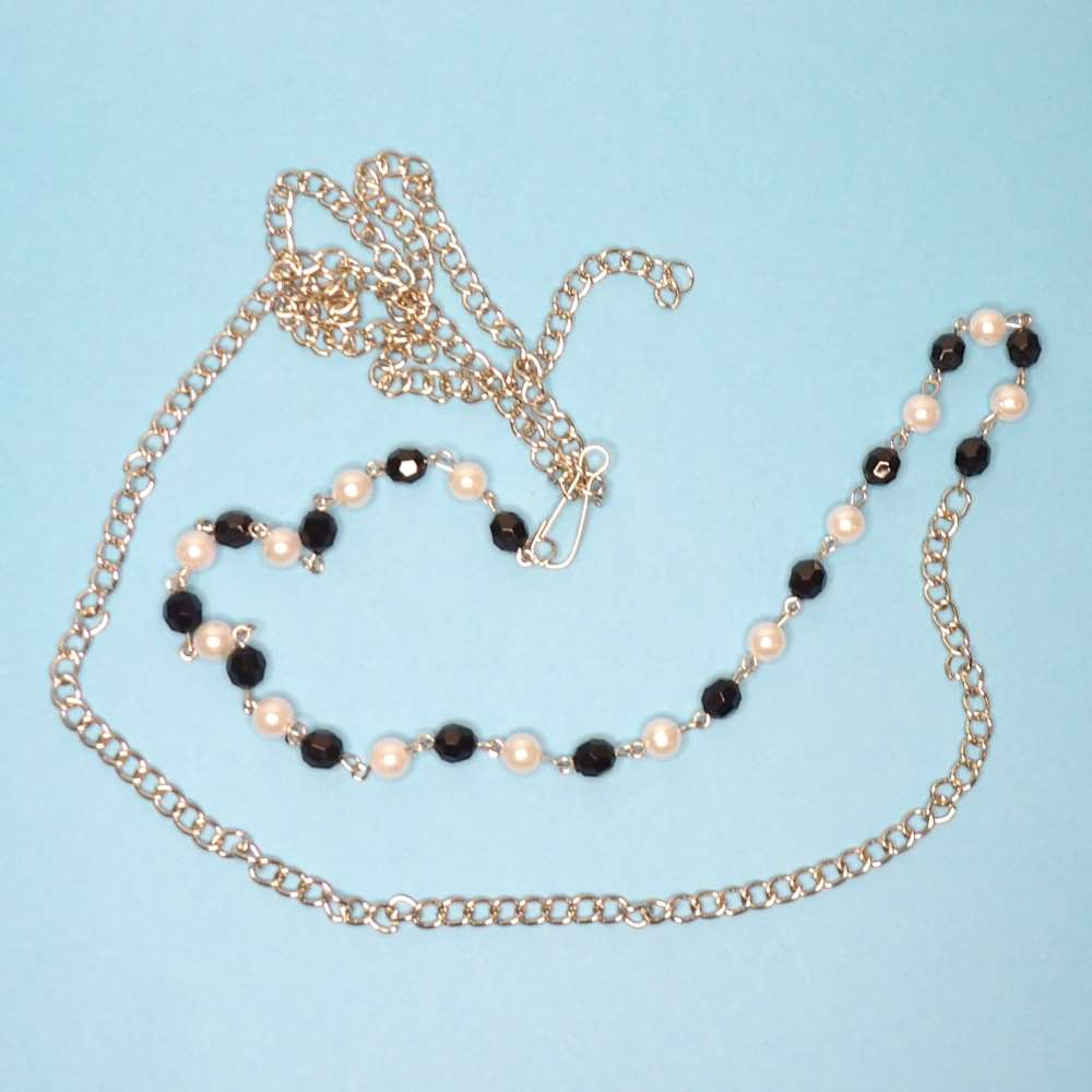 Silver Colour  Chain with 8mm Black faceted beads and 8mm white pearl beads with fasteners 130cm long clearance