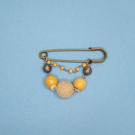 Beaded Kilt Pin Type brooch with fawn  and light brown beads size 75mm clearance