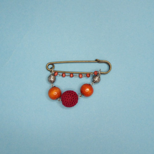 Beaded Kilt Pin Type brooch with maroon  and brown beads size 75mm clearance