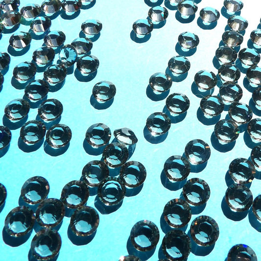 360 x Quality Unfoiled Crystal for making jewellery SS29 approximately 6mm choice of colour clearance