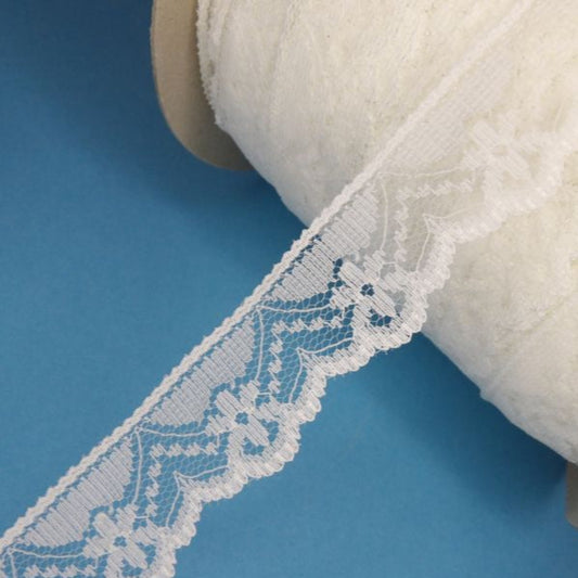 Only One 16 metre of flower design ivory lace 29mm wide clearance loose in a bag