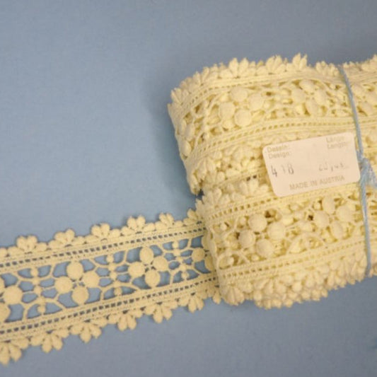 17 metres of cream straight Guipure lace 40mm wide made in Austria clearance