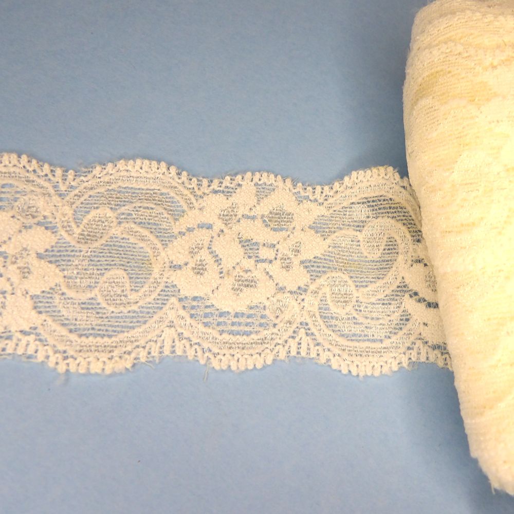 20 metres of ivory stretch lace floral design 42mm wide clearance