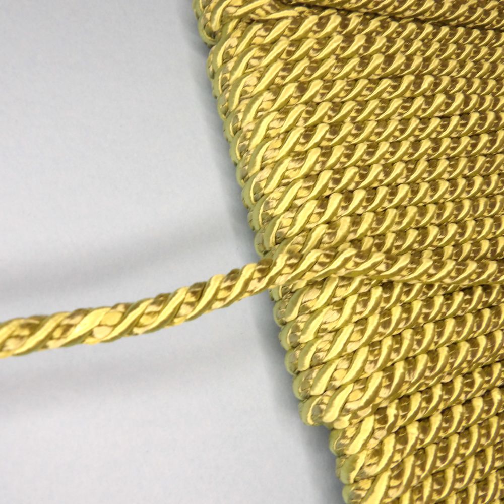 25 metre card of green satin twist cord 7mm wide clearance