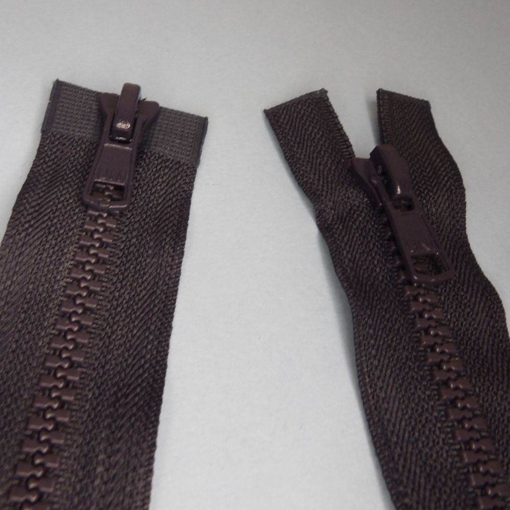 One Double Ended Open End Navy Blue Zip with 8mm plastic teeth chunky size 51cm / 20 inch clearance