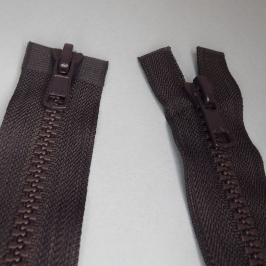 One Double Ended Open End Navy Blue Zip with 8mm plastic teeth chunky size 68cm / 27 inch clearance