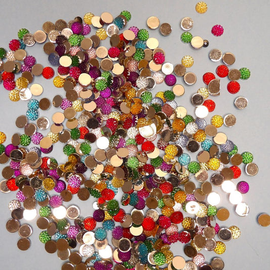 500 Approximately Of Acrylic Gems With Raised Bubble Design size 8mm  Choice Of Colour clearance