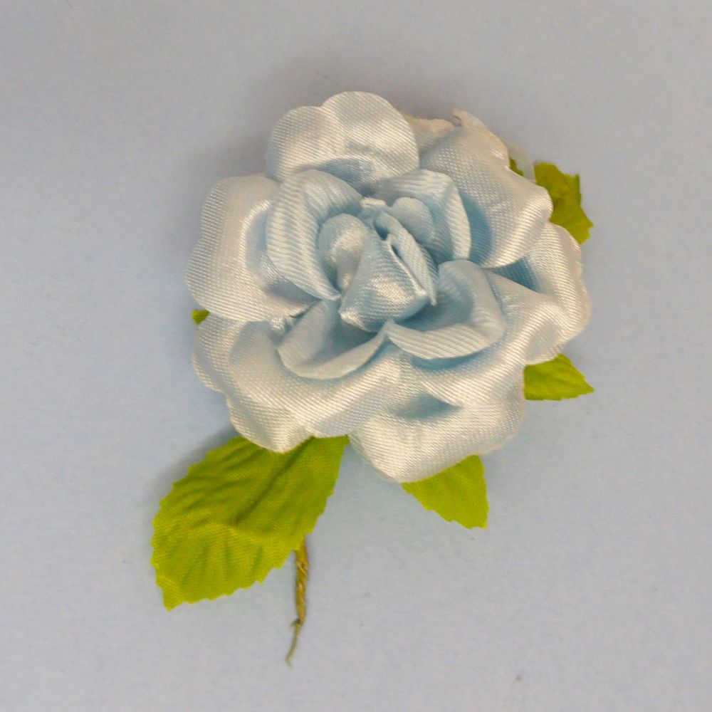 5 Light Blue With Green Leaf Coloured Roses On Wires  60mm Long clearance