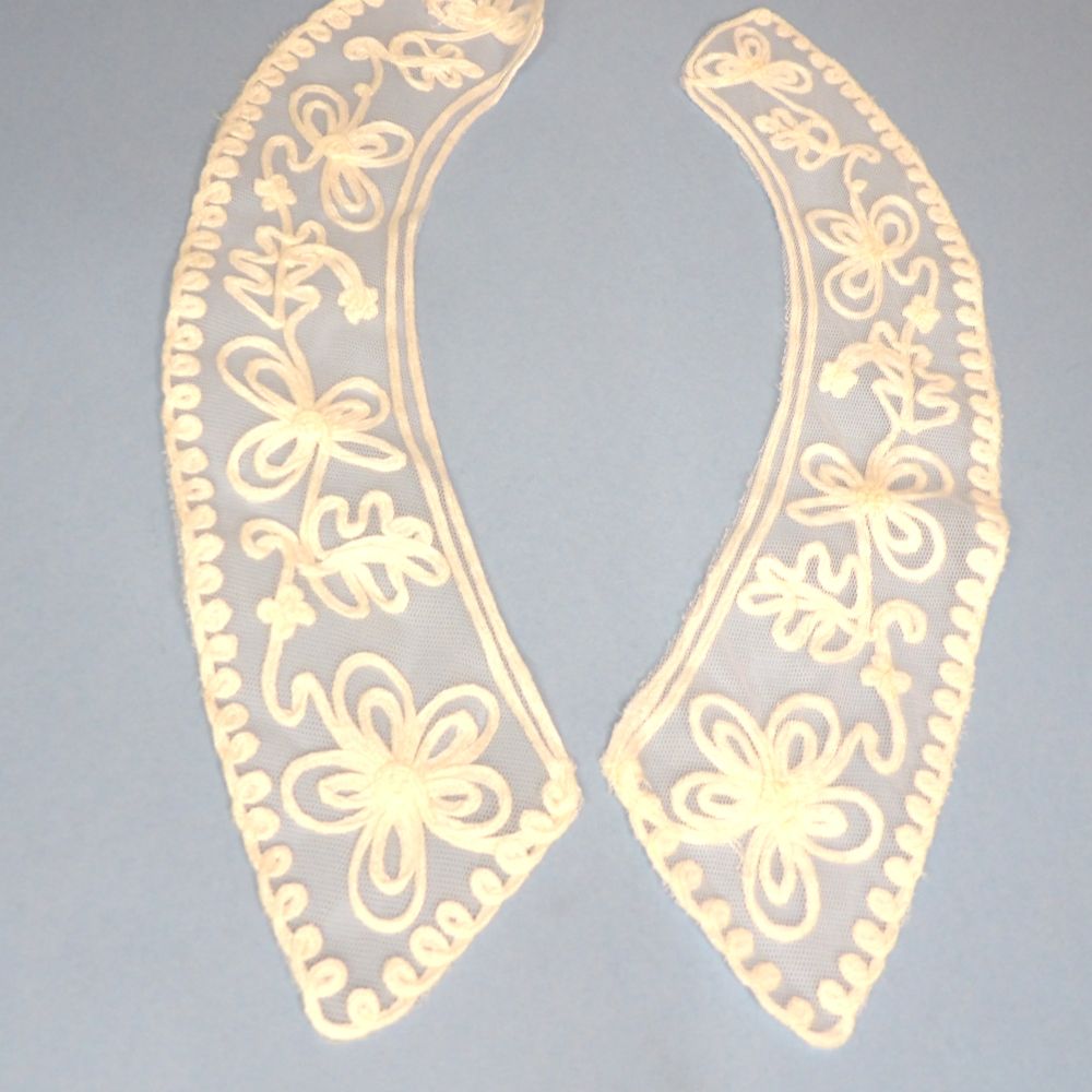 6 Pairs Of Ivory Lace Collars With Raised Design 32cm x 7cm each side clearance