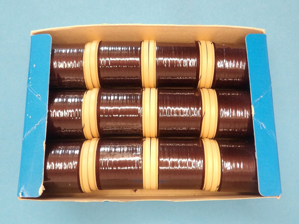 12 Reels of Colour 171 Romany Brown [ Chestnut Brown ] Sylko Mercerised Cotton Machine Thread  91 Metres / 100 yards Tootal Brand clearance