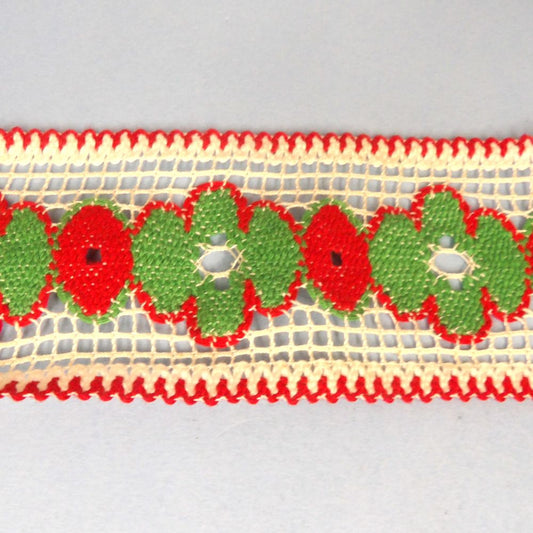 5 Metres Of Wide Bright Coloured Lace With Straight Edges Green And Red And White 70mm Wide Clearance