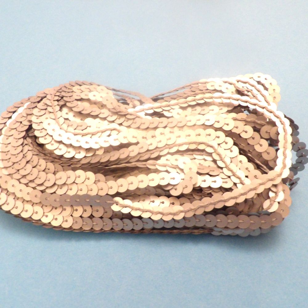 20 Metres Of 6mm Strung Sequins Matt silver Clearance Loose In A Bag