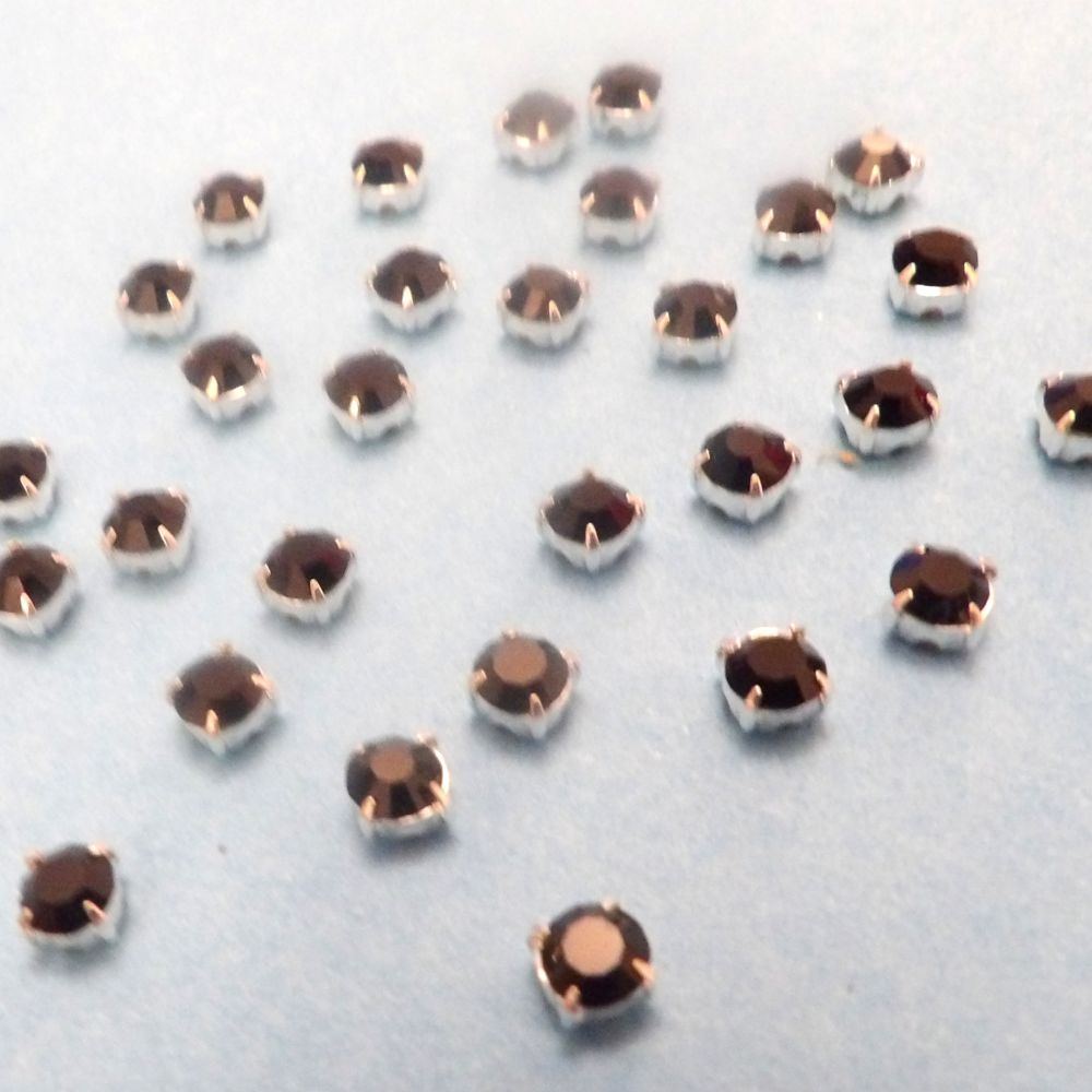 100 Sew On Black Crystal Diamante Rhinestone Set In Silver Colour Metal Size 4mm Clearance