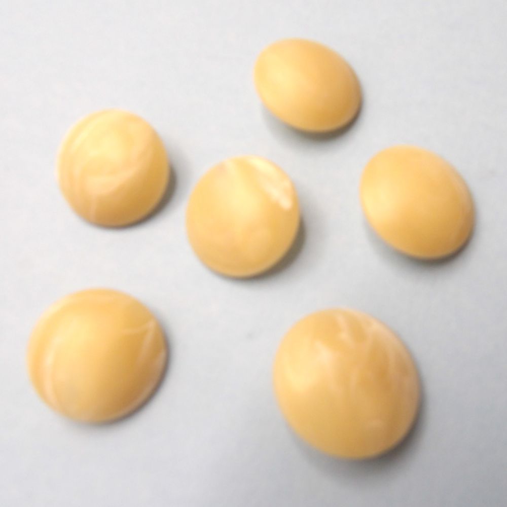 25 Light Fawn / White Marbled Design Shank Domed Buttons Size 25mm Clearance