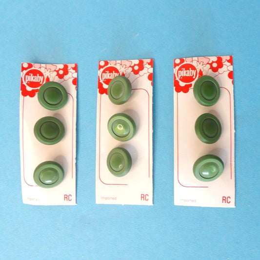 10 Cards of 3 Grass Green Colour Shank Buttons Size 17mm clearance Pikaby Brand Vintage