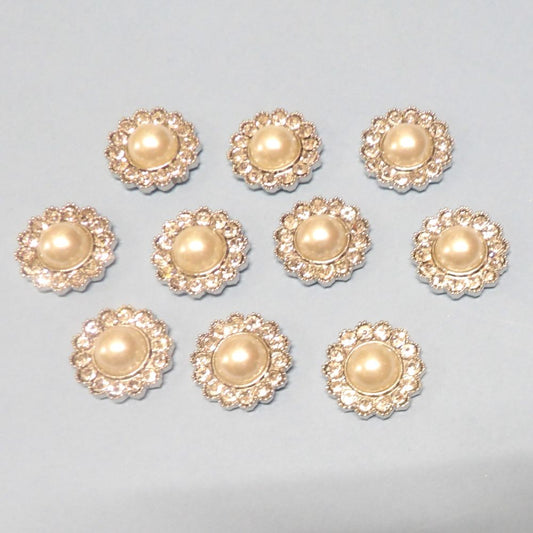 10 Round Shape With Sparkly Diamantes With White Pearl In Centre Flat Back Size 23mm Clearance