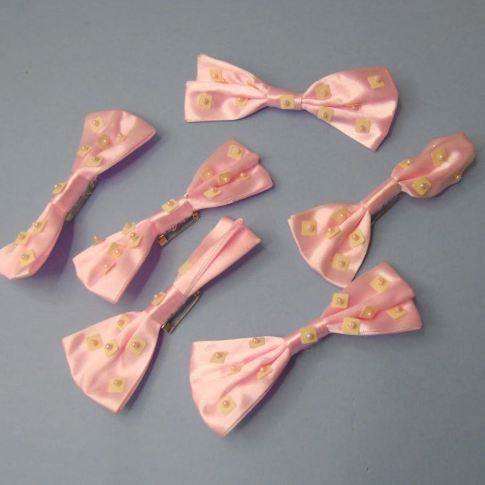 Only One Lot Of 27 Light Pink Satin Ribbon Bow Brooches With Cream Square Sequins Size 11cm x 5cm