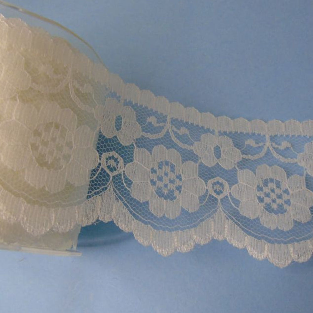 20 Metre Reel Of Floral Design Ivory Lace 70mm Wide Clearance